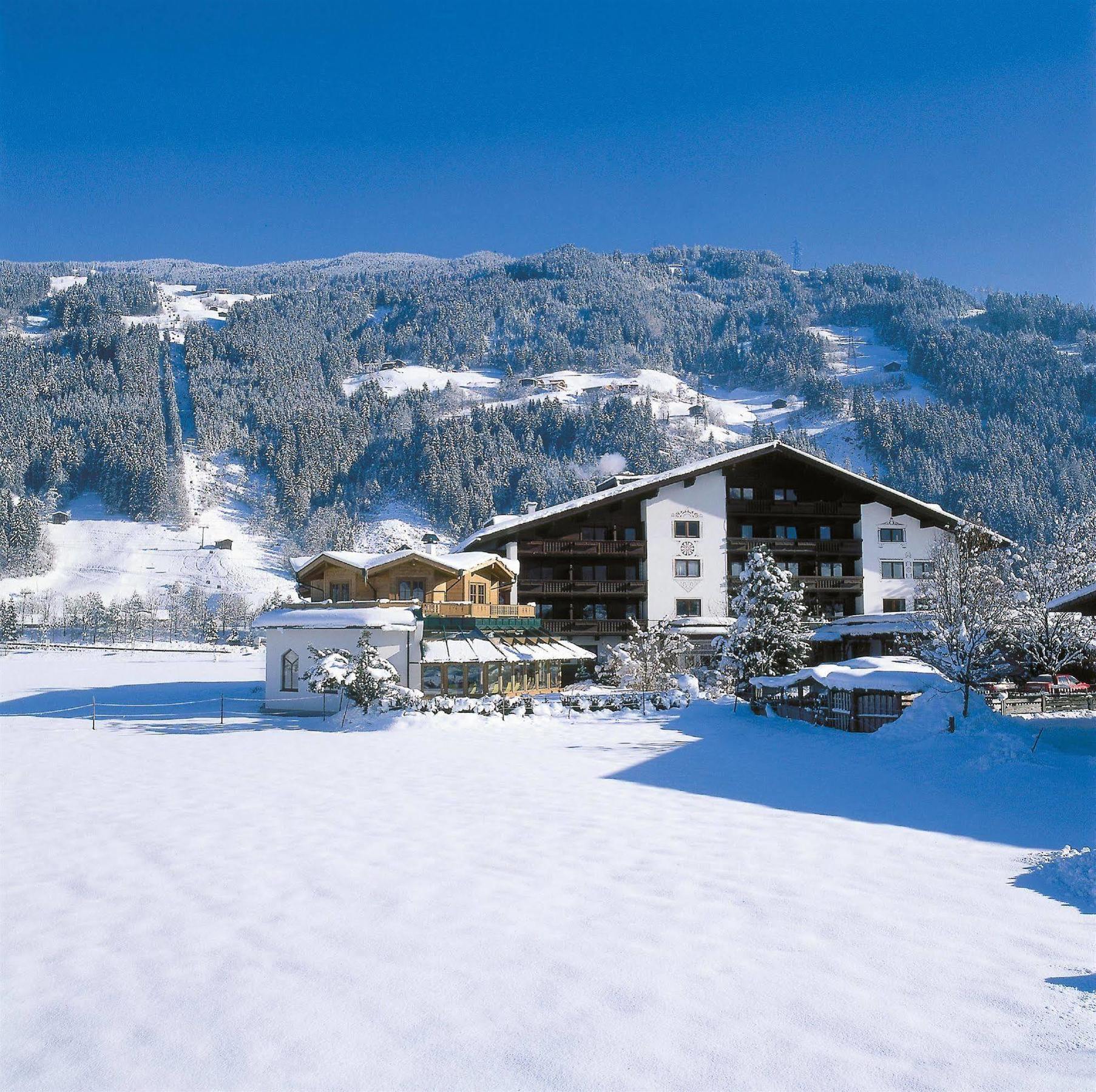Ferienhotel Sonnenhof Zell am Ziller Exterior foto